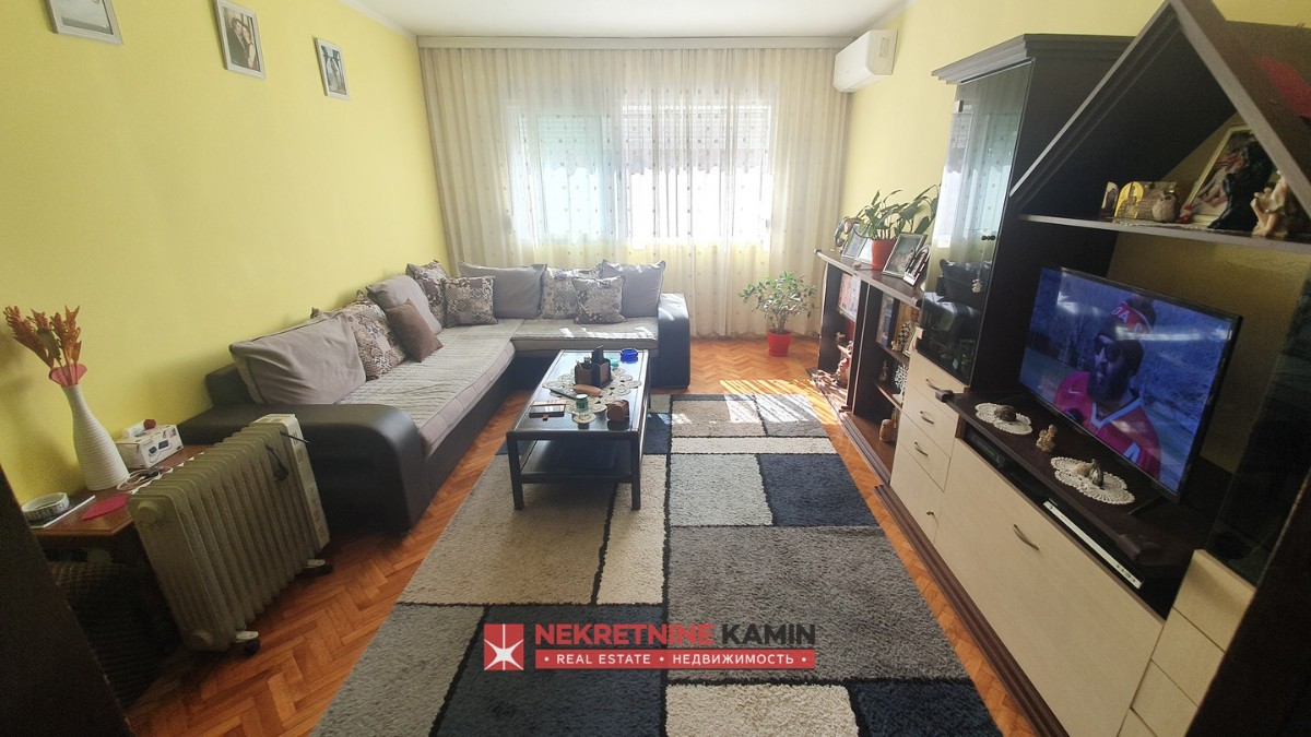 Family-Friendly Two-Bedroom Apartment of 64 m² in a Quiet Area, Bar